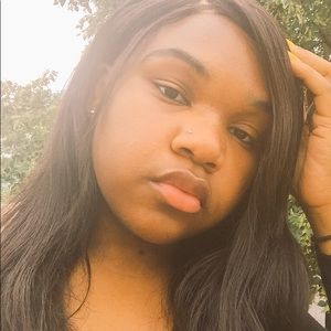 Meet your Posher, Deanna